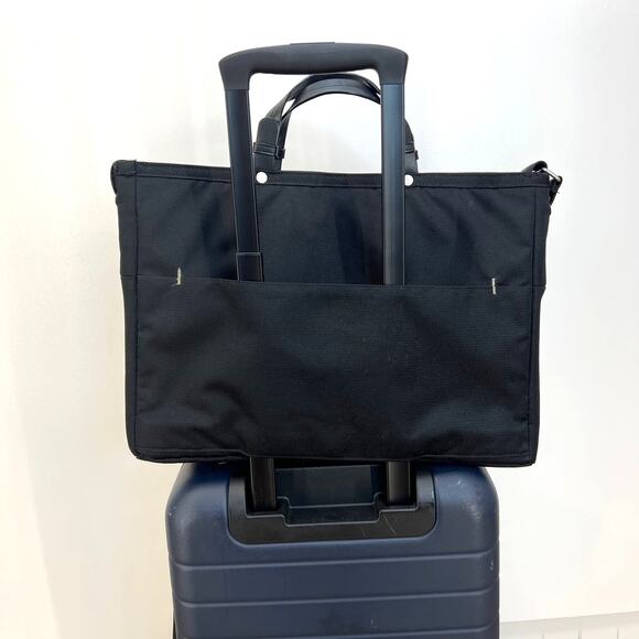 Sherpani Laptop Travel Crossbody Bag Unisex Black Lightweight - Picture 12 of 13